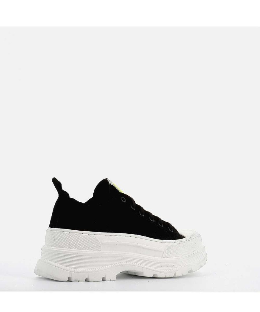 Sneakers | Osmose Regina Zwarte Suede Sneaker