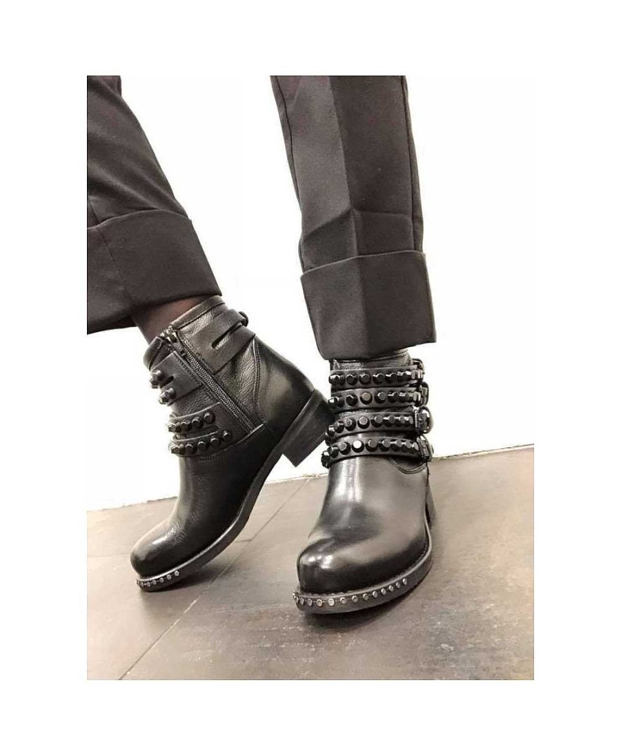 Laarzen - Enkellaarzen | Osmose Must Have Osmose Schoenen Bikers Dames Zwart Leer Multi Riemen Stud