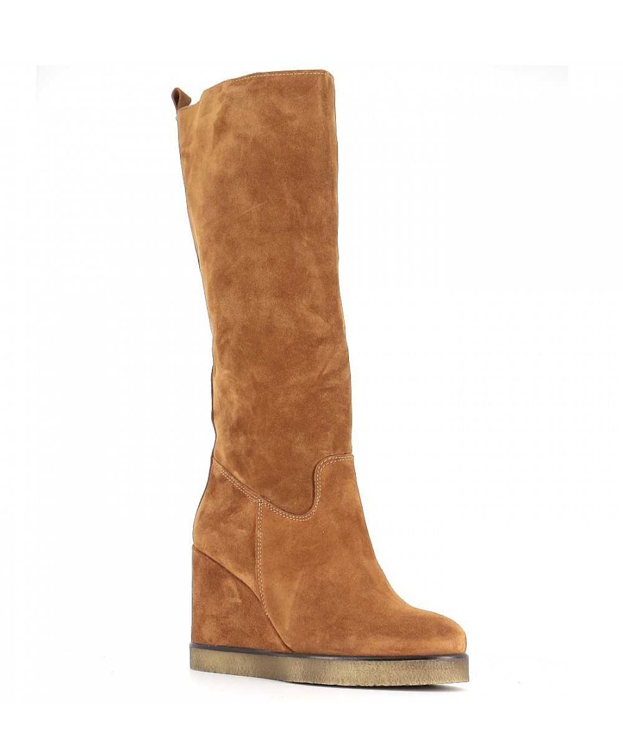 Laarzen | Osmose Fella Boot Camel Suede Sleehak